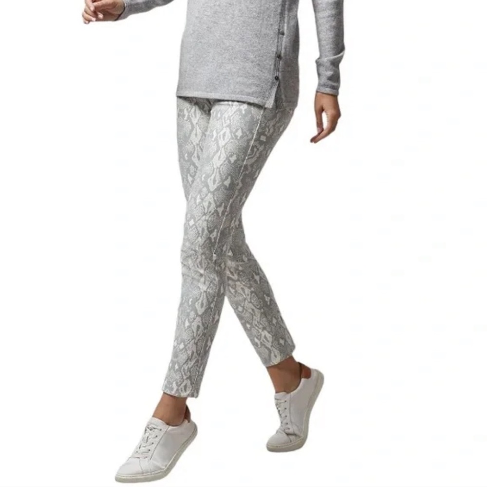 New J. McLaughlin Lexi Jeans Snakeskin Pattern White Gray Size 0 Preppy‎ Casual